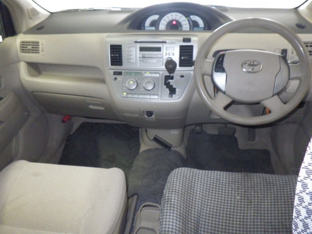 Toyota RAUM 2004 7124913-2