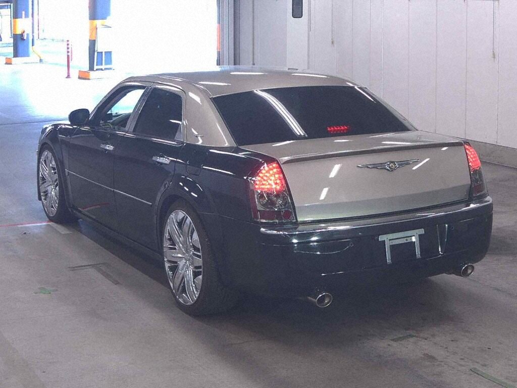 Chrysler 300C 2005 7139969-1