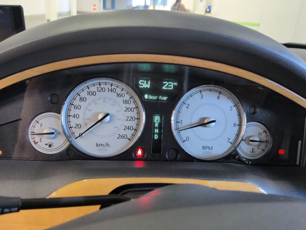 Chrysler 300C 2005 7139969-5
