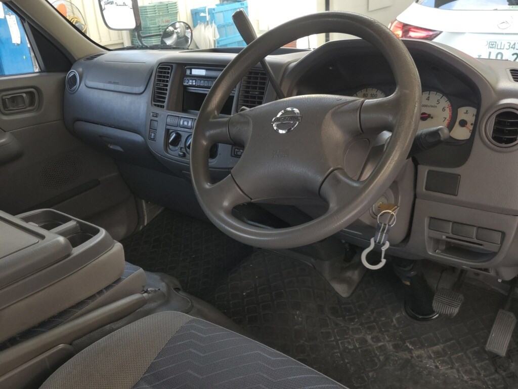 Nissan CARAVAN COACH 2003 7166944-2