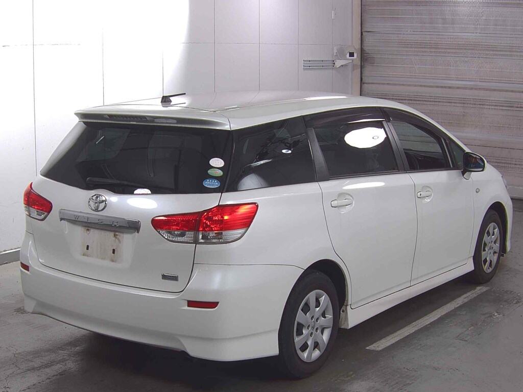 Toyota WISH 2009 7169829-4