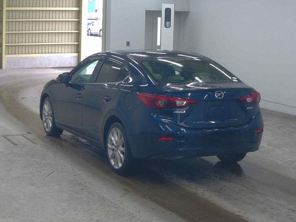 Mazda AXELA HYBRID 2016 7186995-1