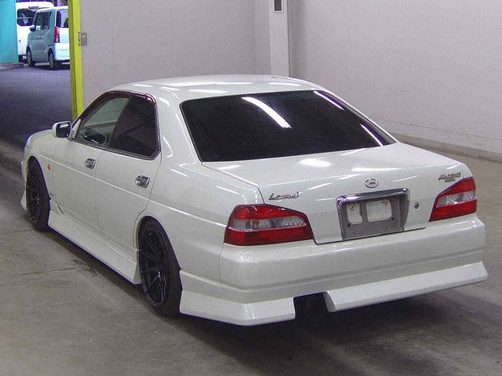 Nissan LAUREL 2002 7190479-1