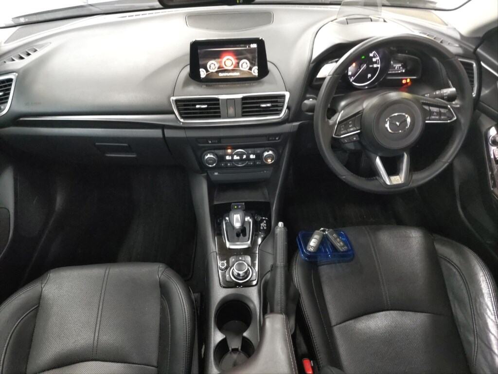 Mazda AXELA HYBRID 2017 7230839-2