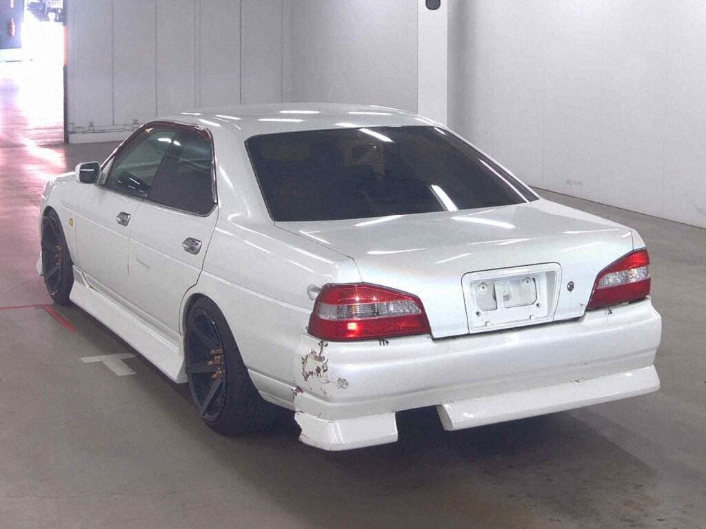 Nissan LAUREL 1998 7213045-1