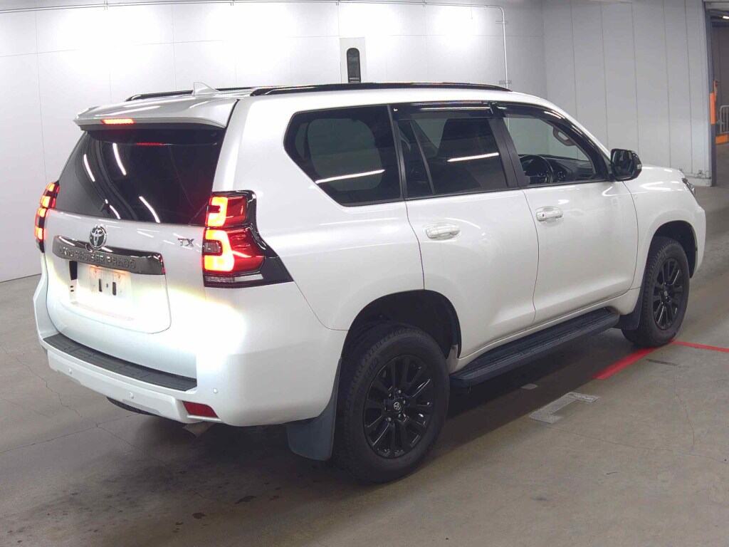 Toyota LAND CRUISER PRADO 2022 7246887-4