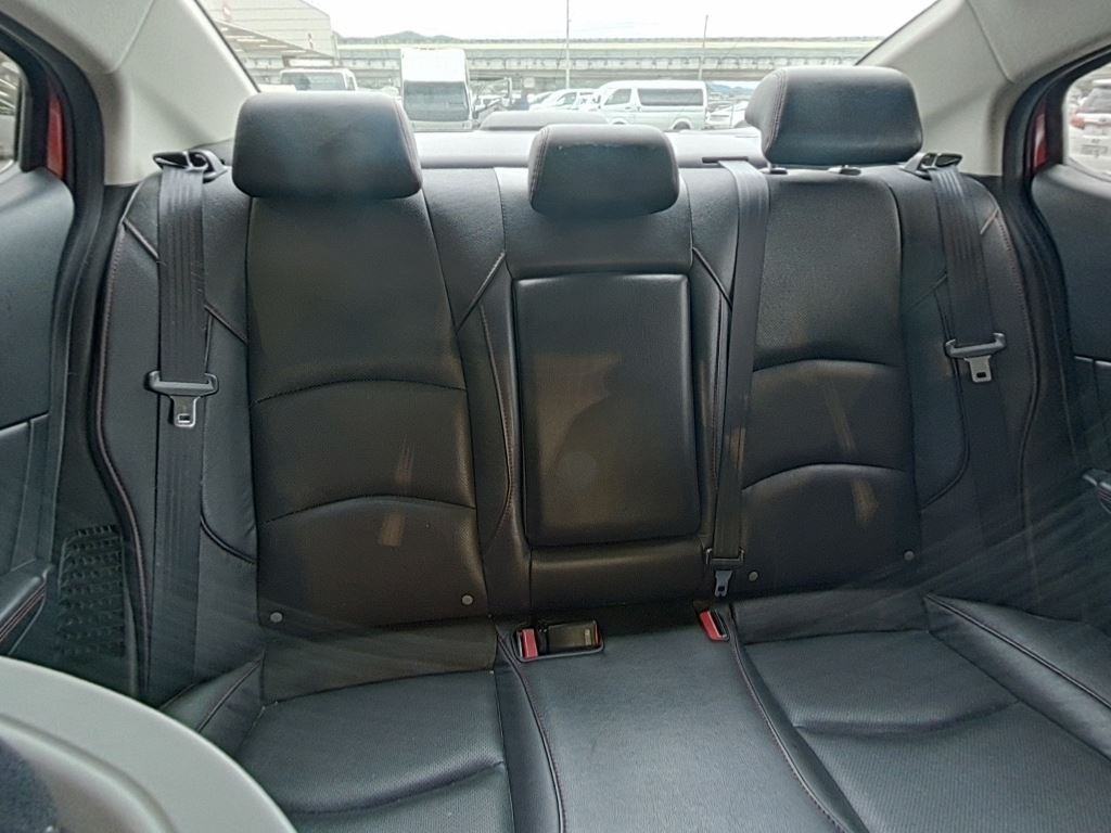 Mazda AXELA HYBRID 2013 7302054-5