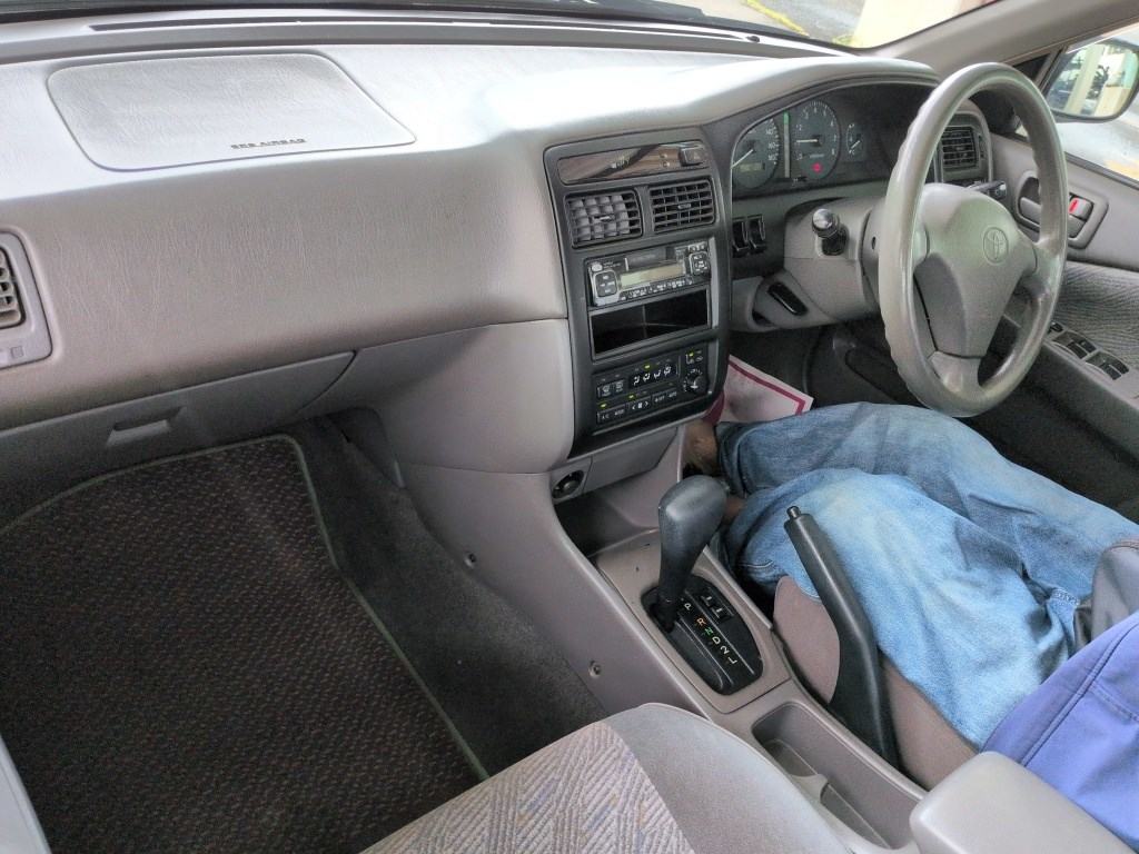 Toyota CORONA PREMIO 1998 7309981-2