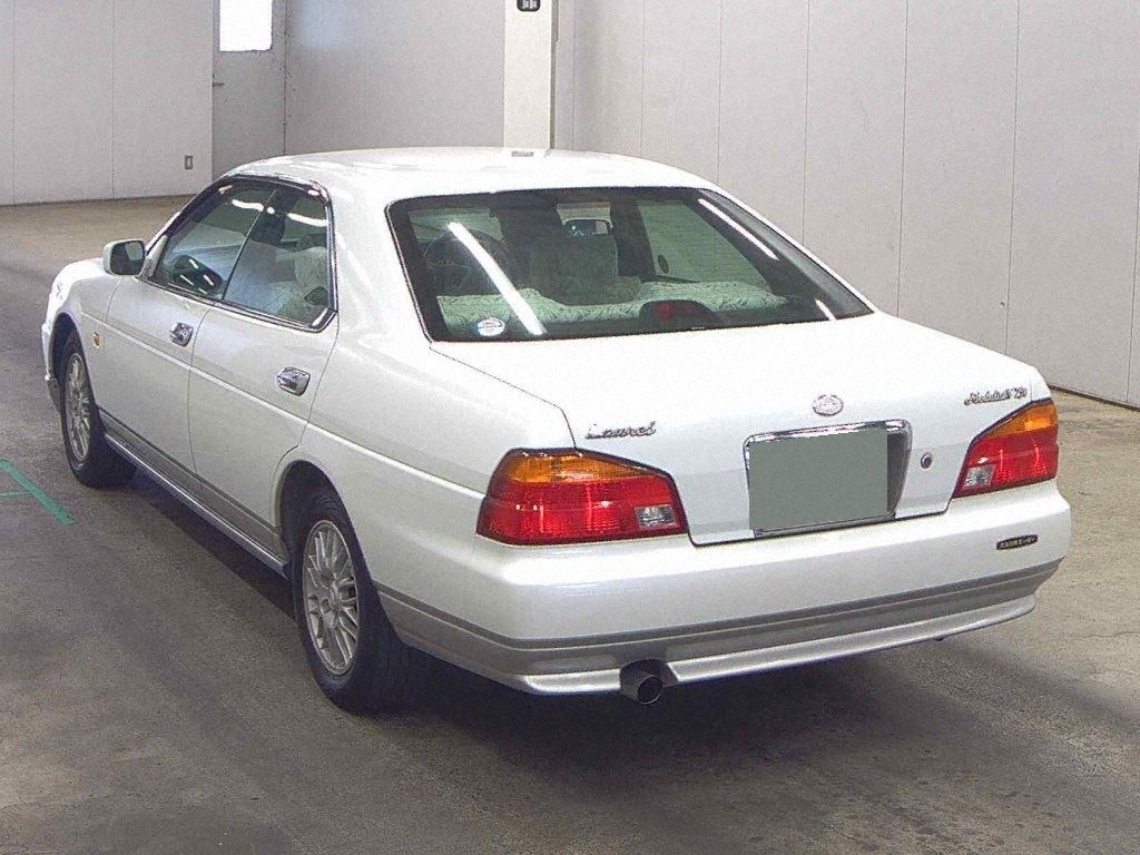 Nissan LAUREL 1997 7298442-1