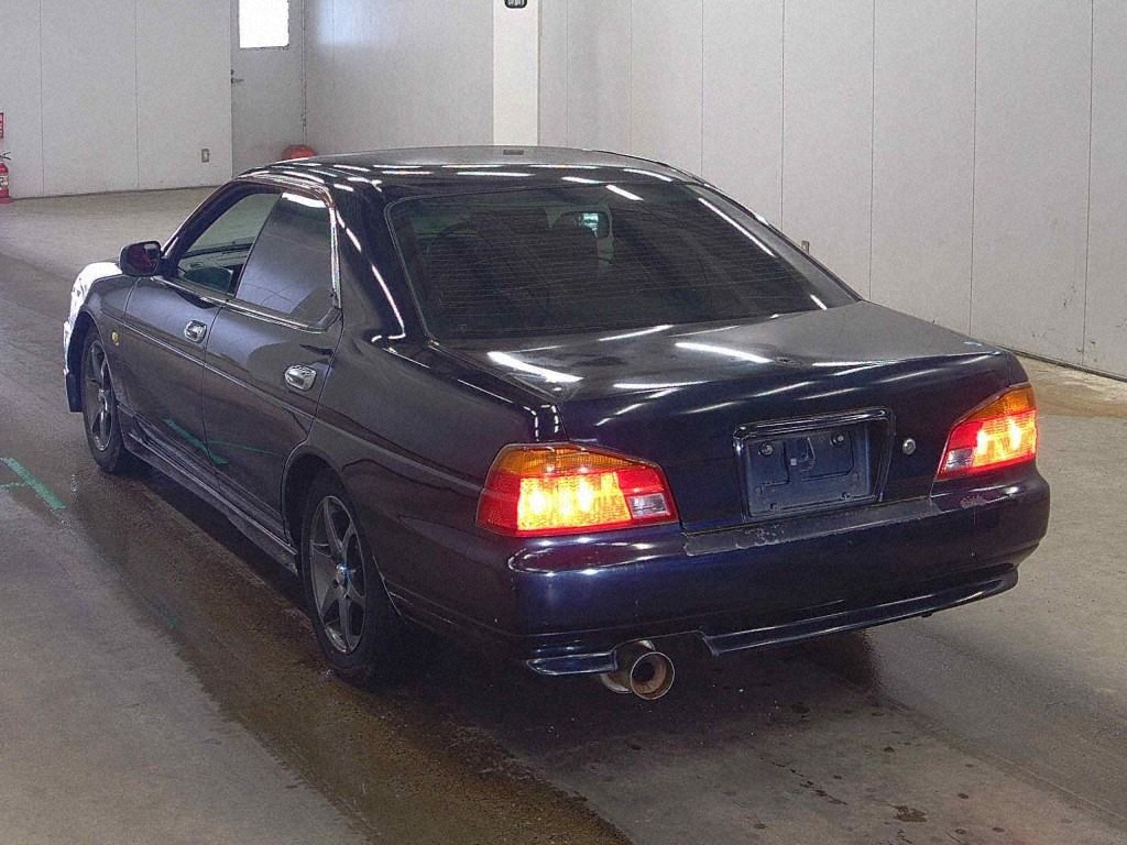 Nissan LAUREL 1998 7301523-1