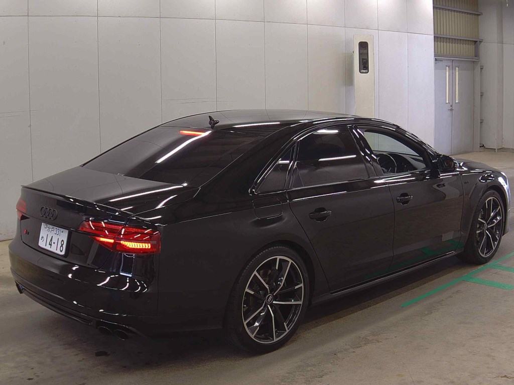 Audi S8 2016 7305099-4
