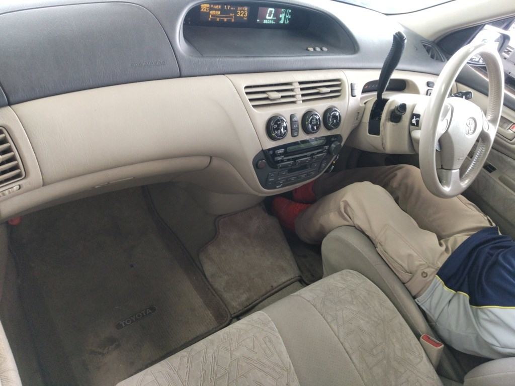 Toyota VISTA ARDEO 2000 7305896-2