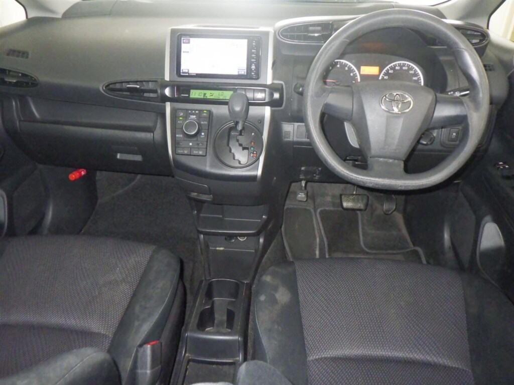 Toyota WISH 2014 7302311-2