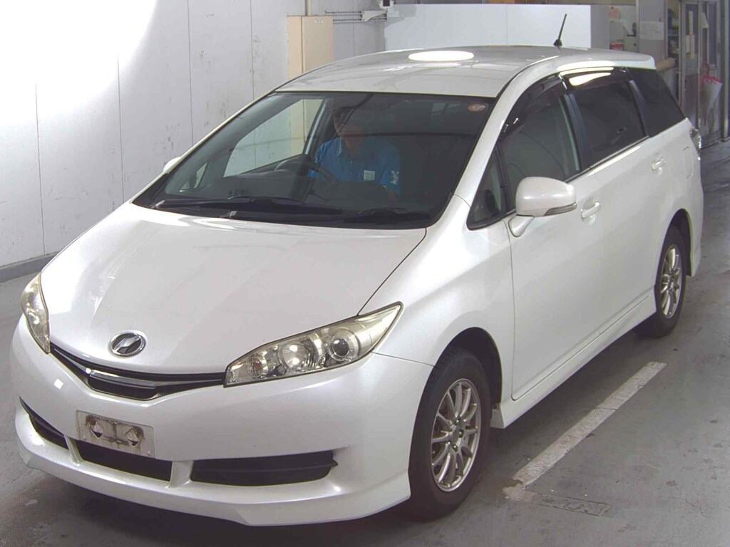 Toyota WISH 2014 7302311-3