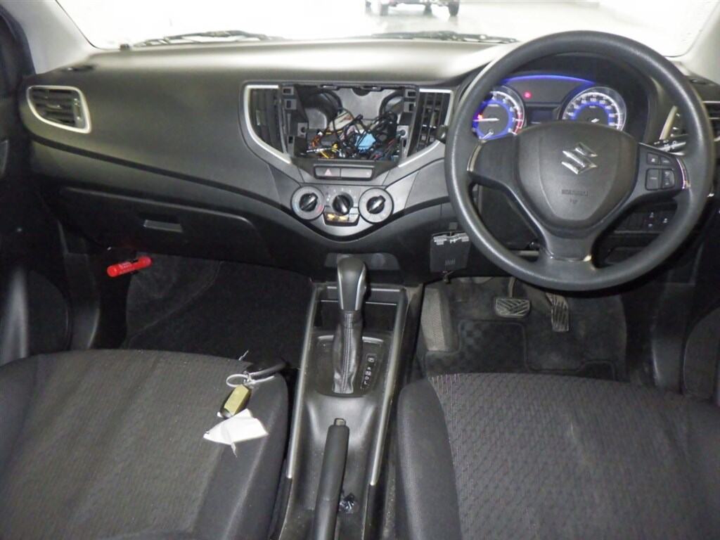 Suzuki BALENO 2016 7330526-2