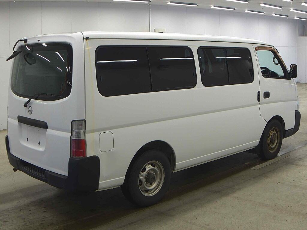 Nissan CARAVAN COACH 2002 7330453-4