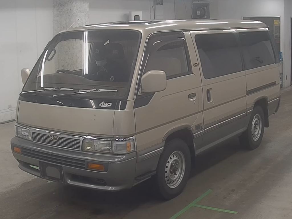 Nissan CARAVAN COACH 1991 7336003-3