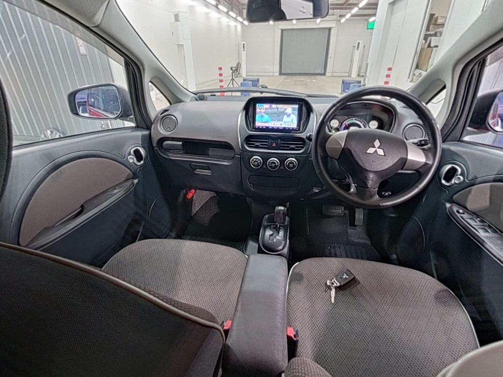 Mitsubishi I-MIEV 2011 7336033-2