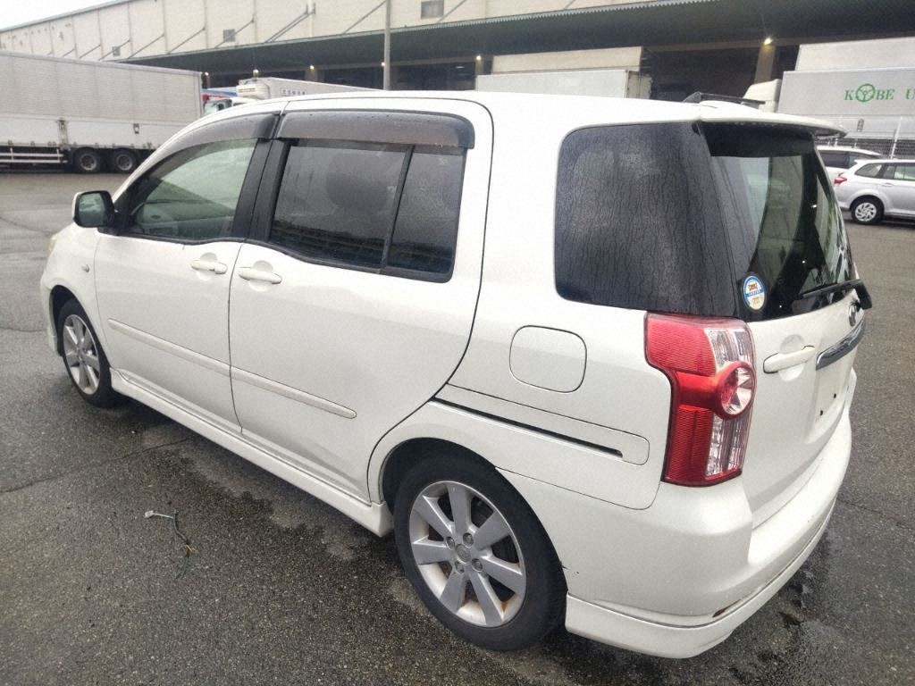 Toyota RAUM 2007 7323229-1