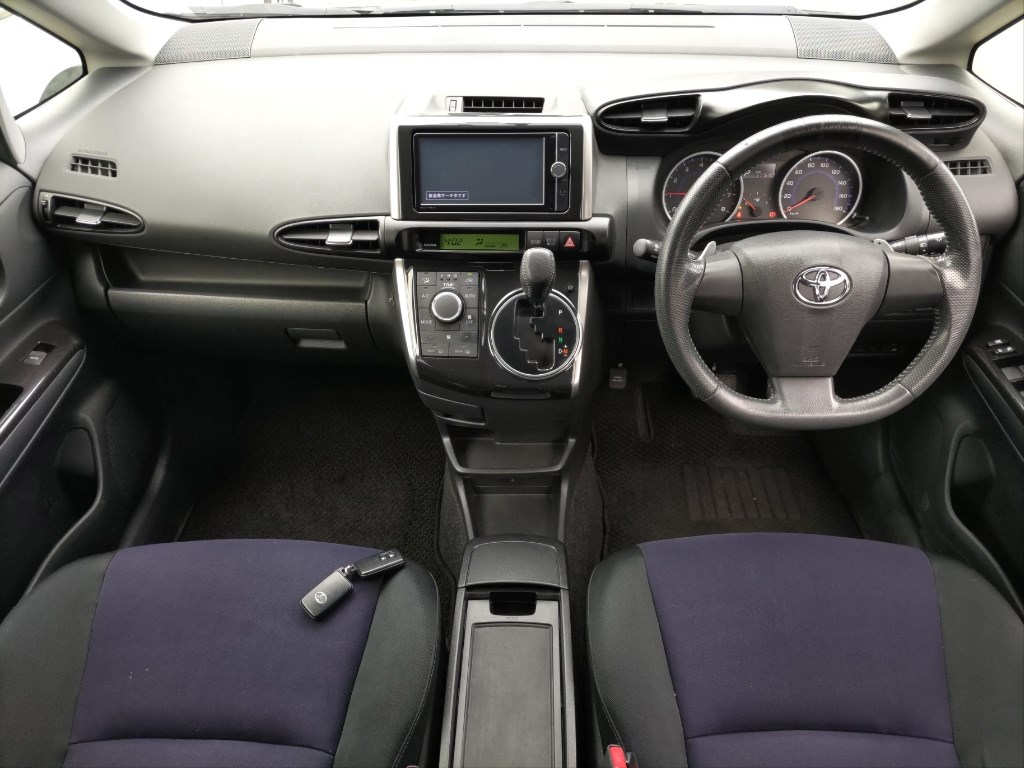 Toyota WISH 2014 7334919-2