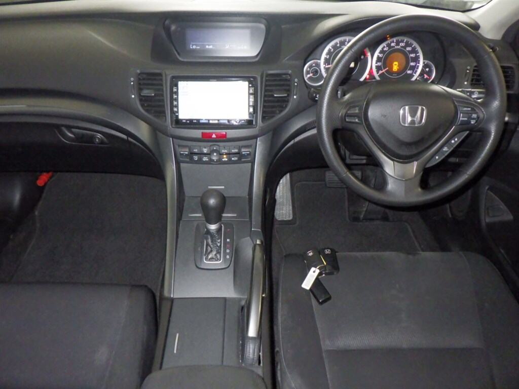 Honda ACCORD TOURER 2011 7349565-2