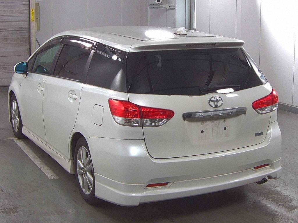 Toyota WISH 2010 7346586-1