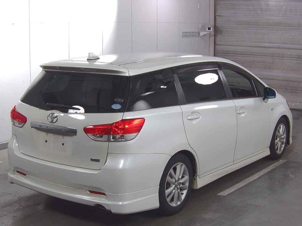 Toyota WISH 2010 7346586-4