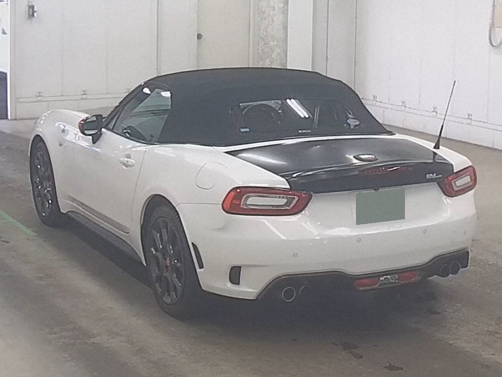 Abarth 124 Spider 2016 7368642-1