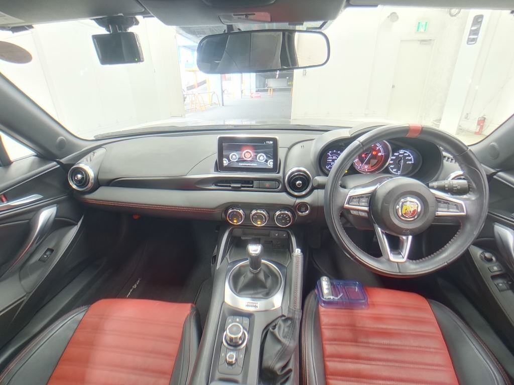 Abarth 124 Spider 2016 7368642-2
