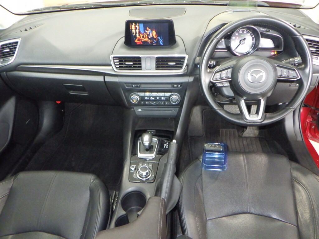 Mazda AXELA HYBRID 2016 7370818-2