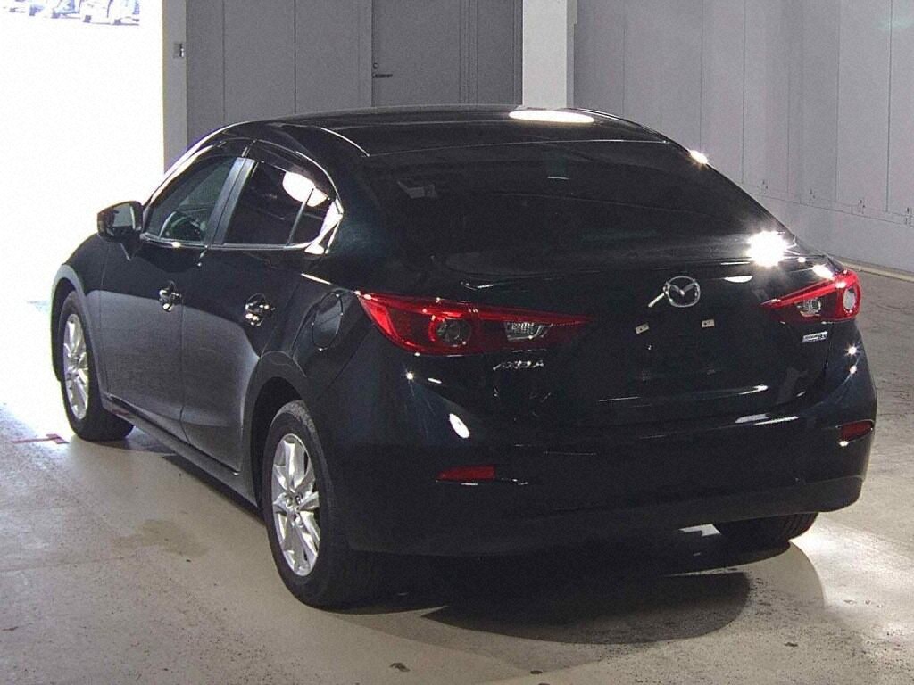 Mazda AXELA HYBRID 2015 7370817-1