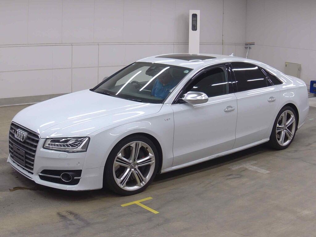 Audi S8 2015 7370845-3