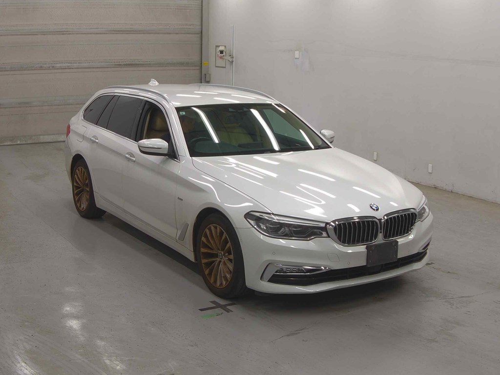 sat car