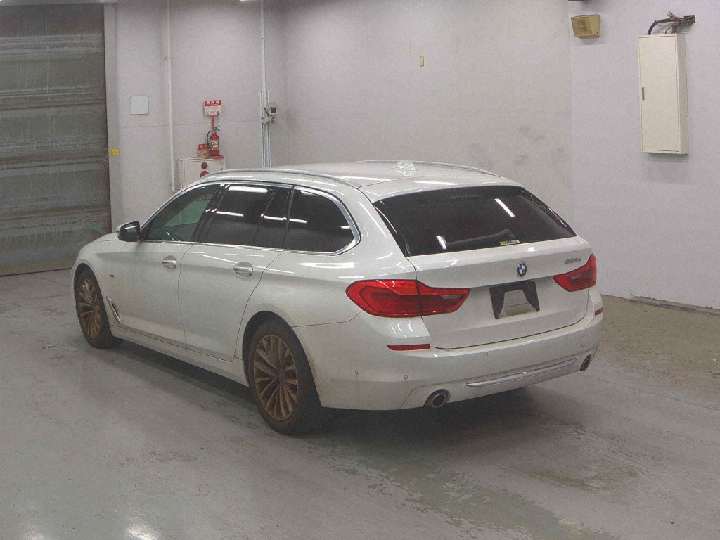 Bmw 5 SERIES 2017 7413376-1