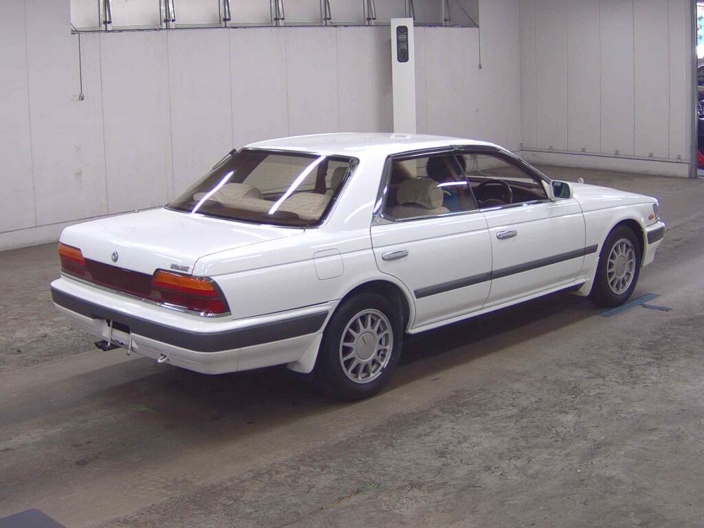 Nissan LAUREL 1989 7414727-4
