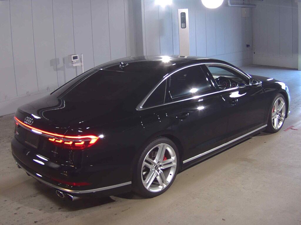 Audi S8 2021 7406183-4