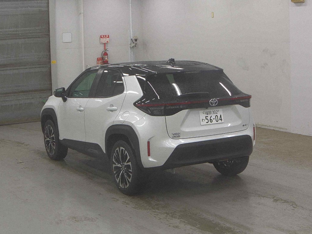 Toyota YARIS CROSS 2026 7438002-1