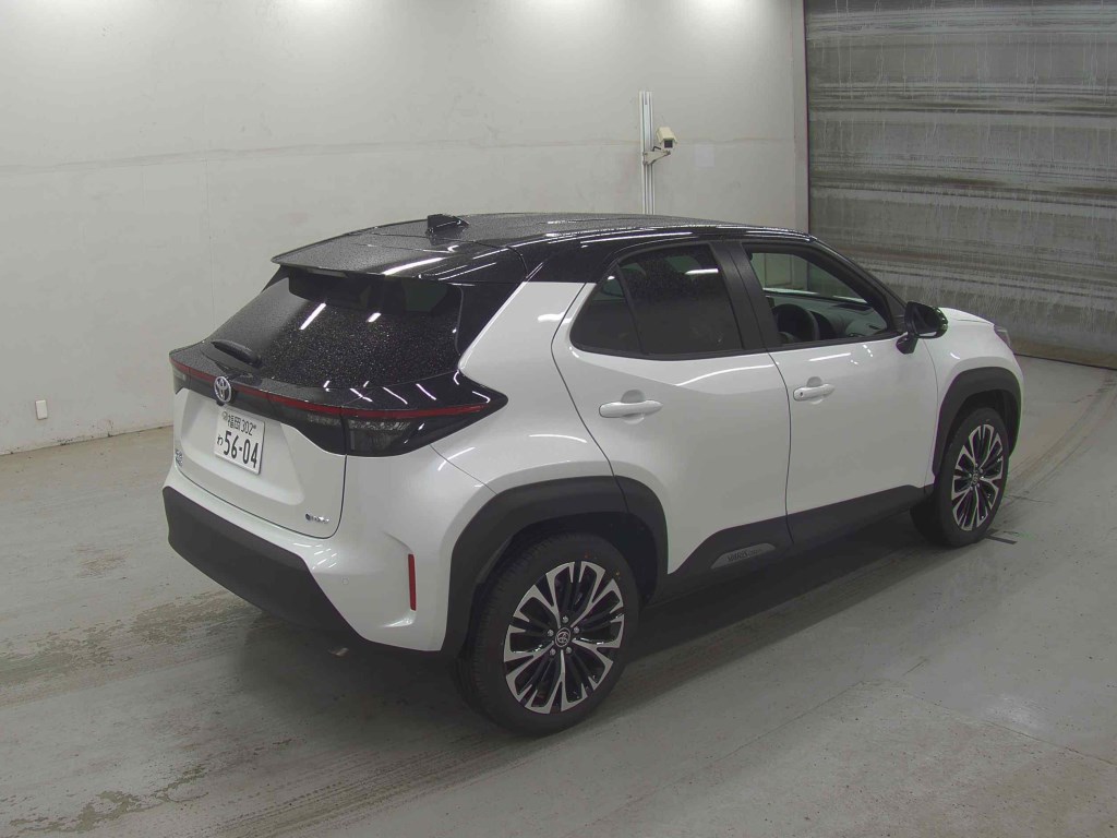 Toyota YARIS CROSS 2026 7438002-4