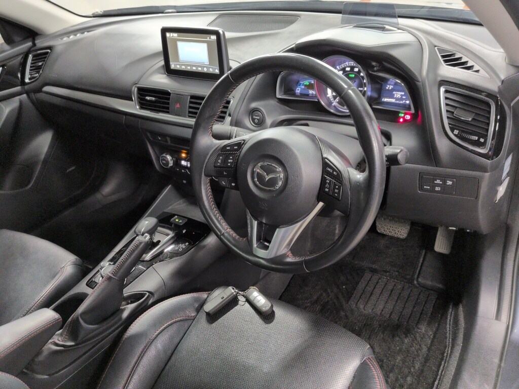 Mazda AXELA HYBRID 2013 7480446-2