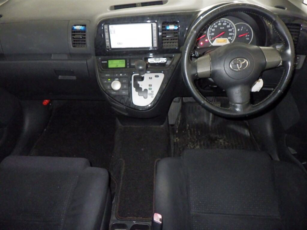 Toyota WISH 2007 7476134-2