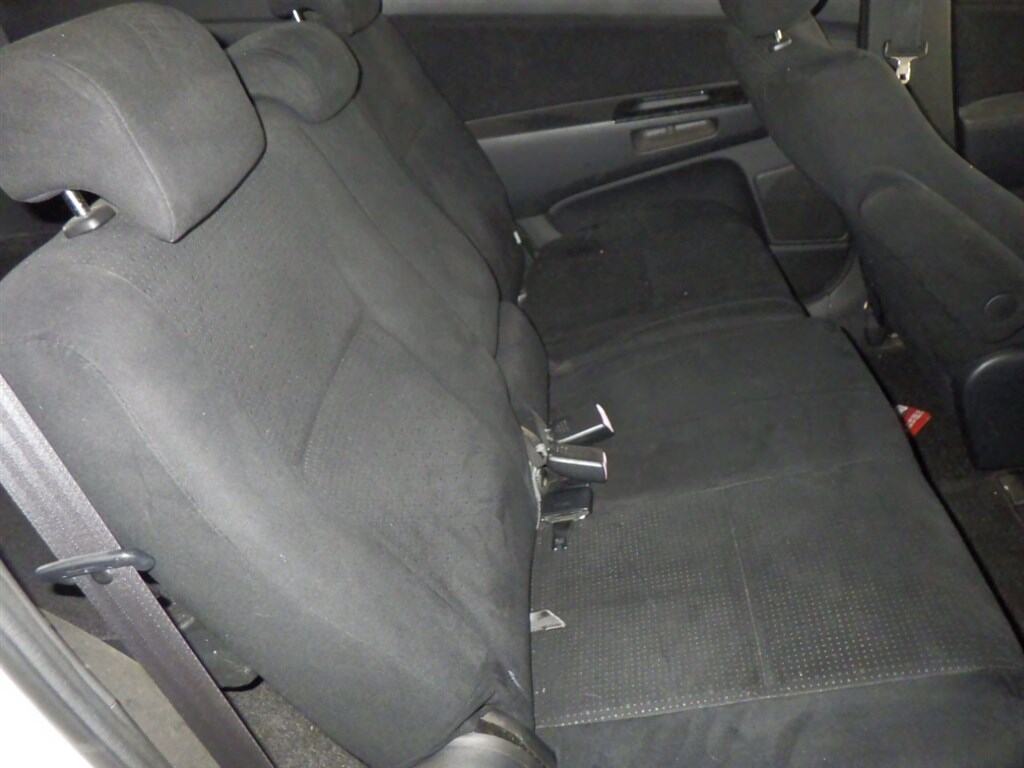 Toyota WISH 2007 7476134-5