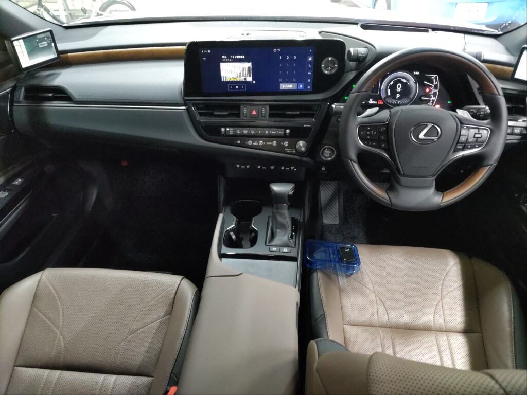 Lexus ES 2023 7484509-2
