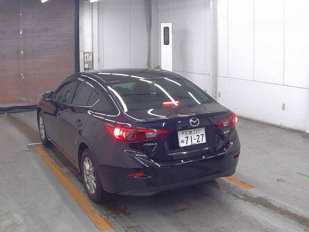 Mazda AXELA HYBRID 2014 7497183-1