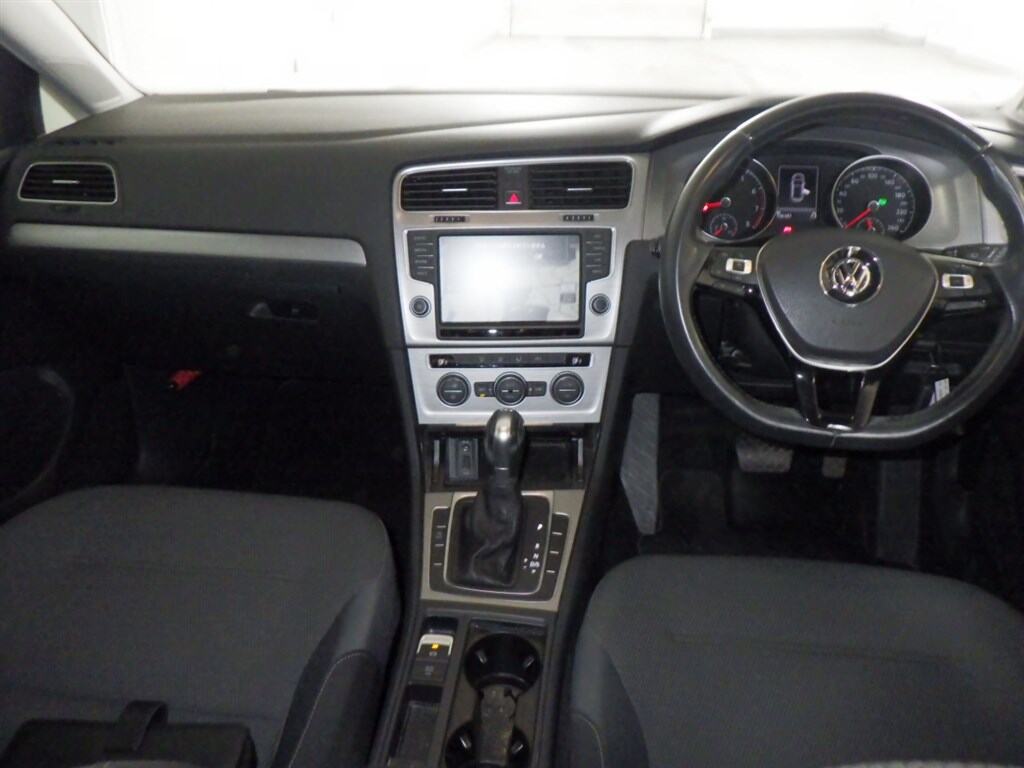 VolksWagen GOLF 2015 7504848-2