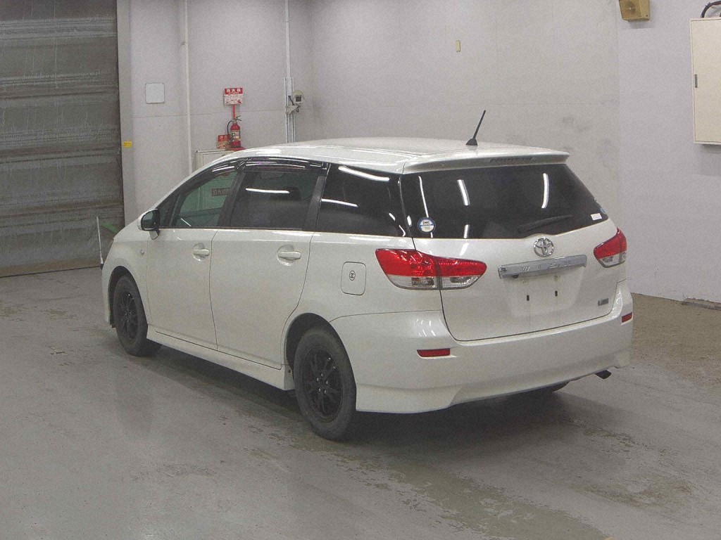 Toyota WISH 2009 7495123-1