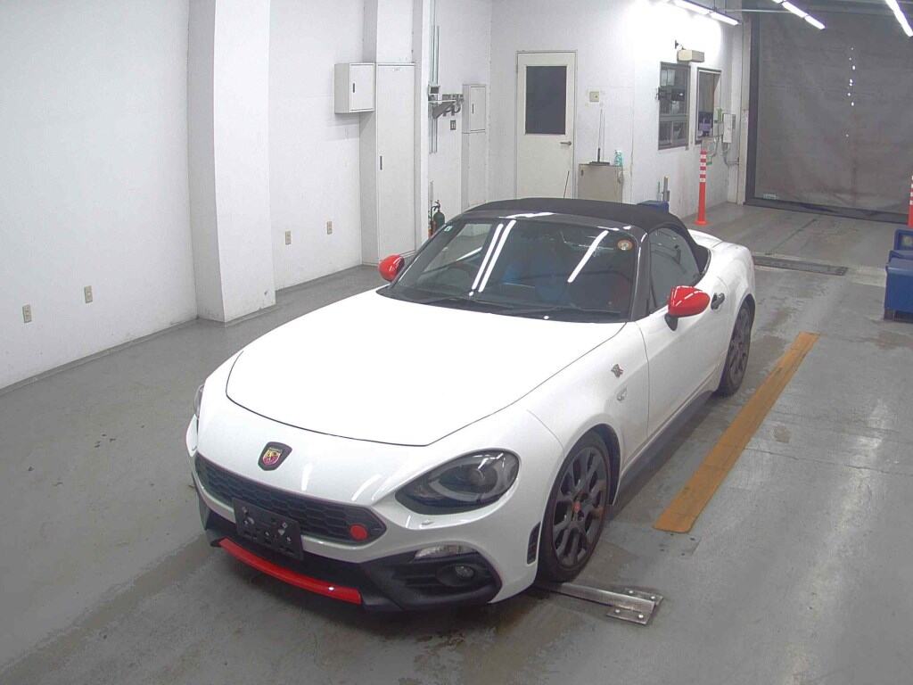 Abarth 124 Spider 2019 7533637-3