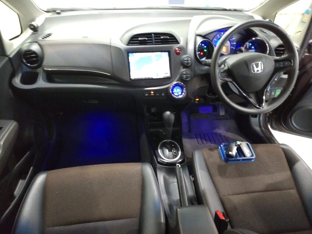 Honda FIT SHUTTLE HYBRID 2013 7526976-2