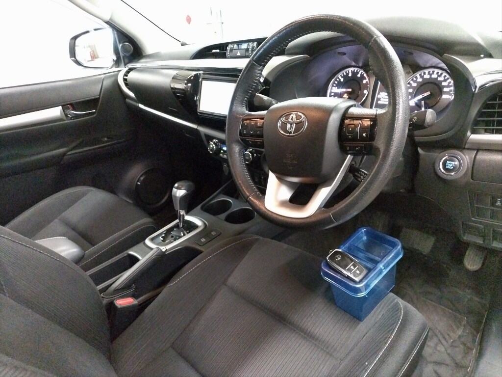 Toyota HILUX 2021 7532816-2