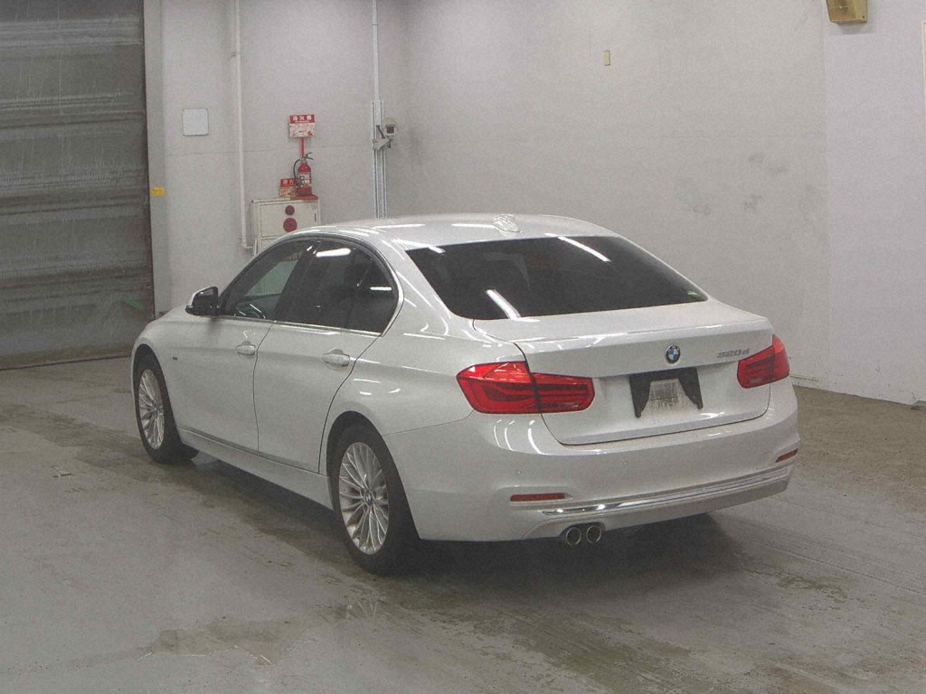 Bmw 3 SERIES 2018 7557286-1