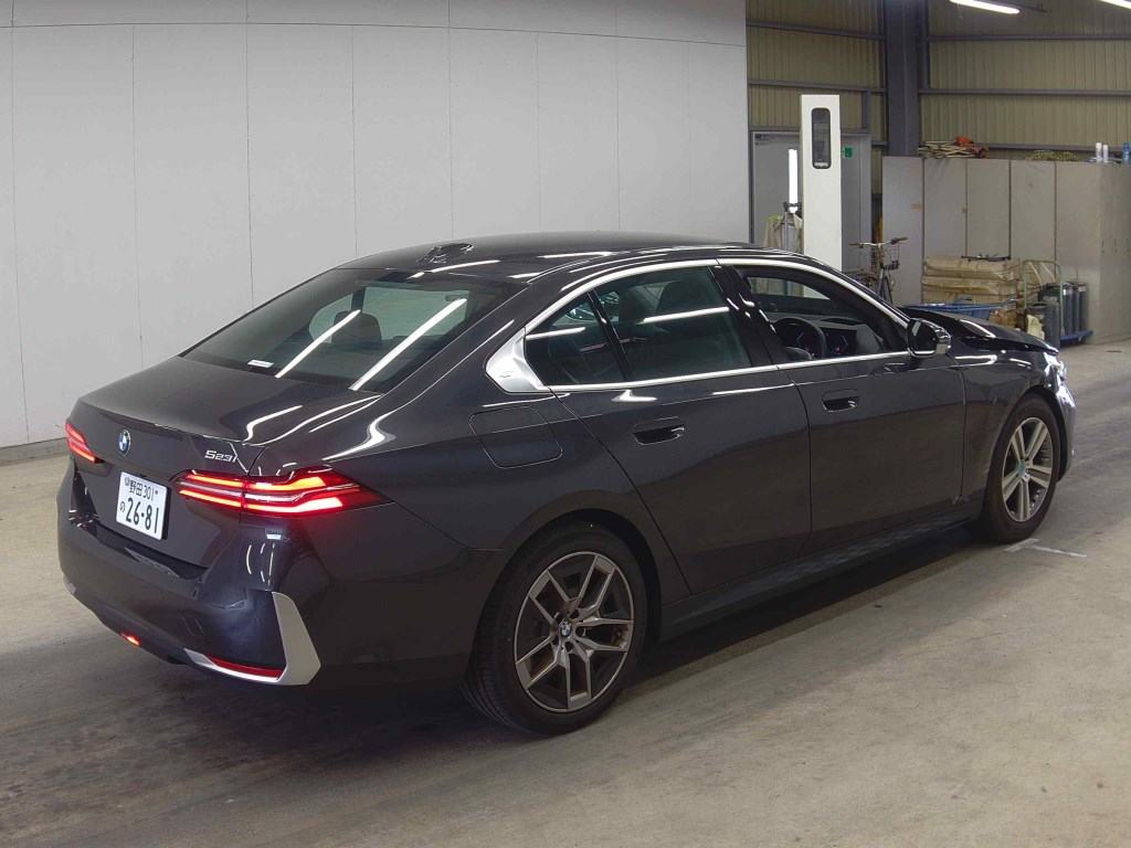 Bmw 5 SERIES 2024 7581303-4